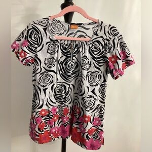 NRG By Barco Women’s Scrub Top - Small